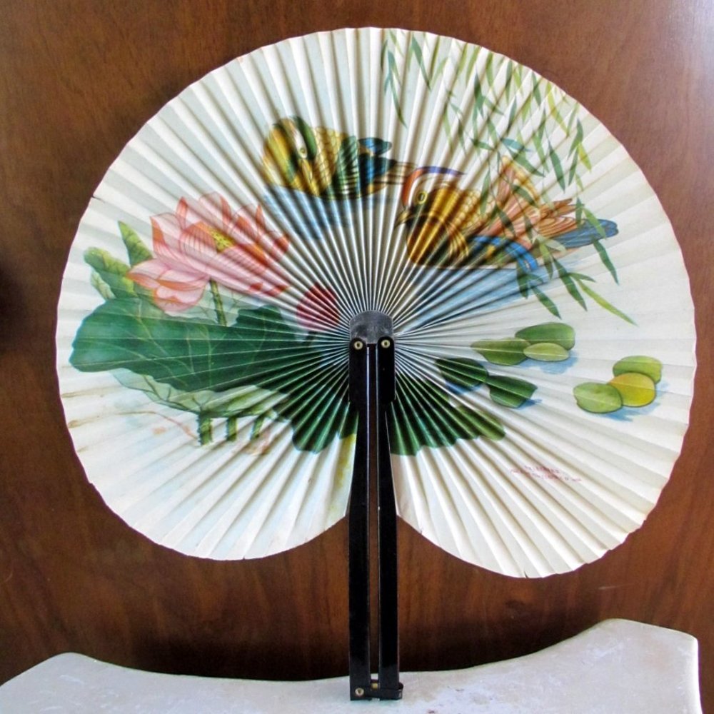 FAN ASIAN PAPER FOLDING FAN, BIRD PAINTING, METAL CLOSURE, CHINA or JAPAN